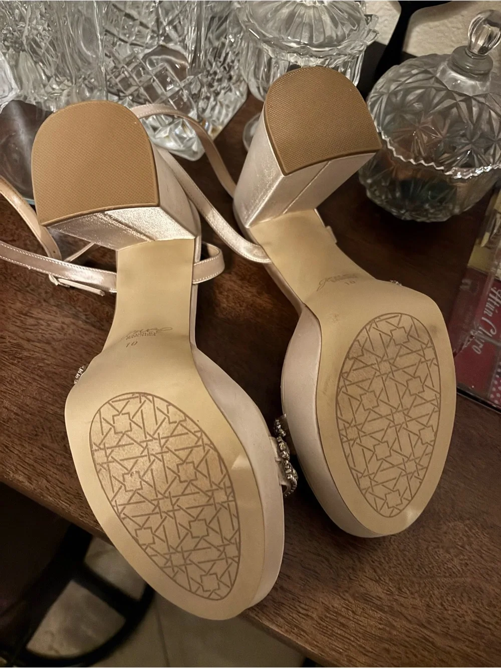 Badgley Mischka brand new